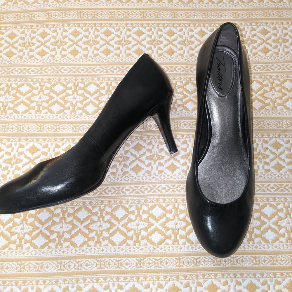 Black Heels by Trotters